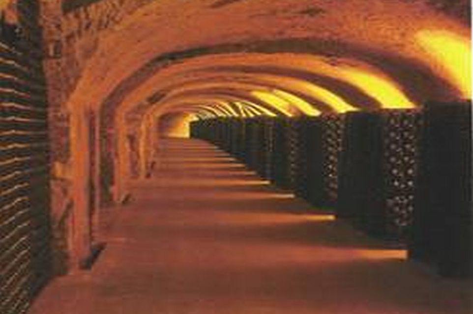 Champagnerkeller1